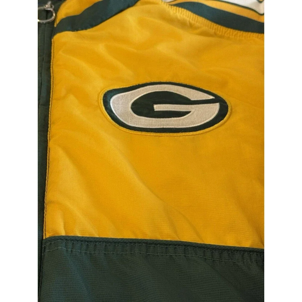 Vintage 90'S Game Day Green bay Packers NFL Puffer Jacket Size M